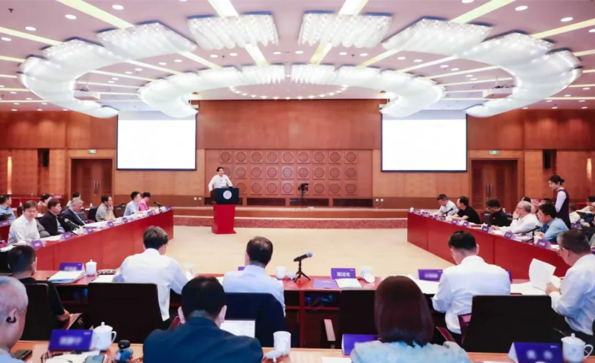 ku娱乐科技承办的“构建韧性中国：‘十五五’应急体系战略前瞻”研讨会在清华大学成功举办