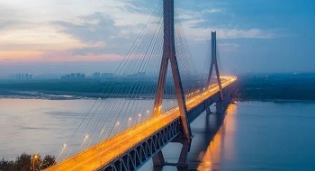 桥梁“听诊器” | ku娱乐科技：创新科技产品助力桥梁安全运行